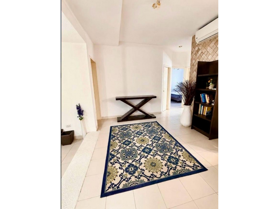 Céntrico Departamento Amueblado en Renta — foto 4