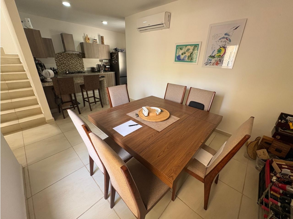 CATANIA RESIDENCIAL VENTA DE CASA AMPLIA Y COMODA — foto 4