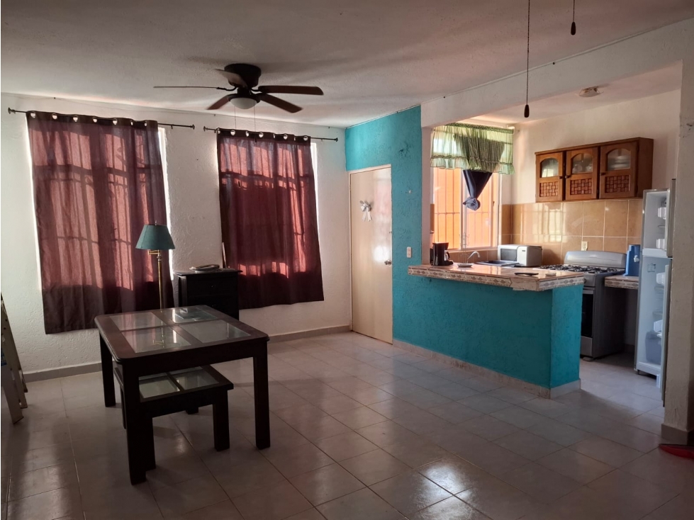 PUERTO MORELOS SE VENDE CASA CON PATIO AMPLIO — foto 2