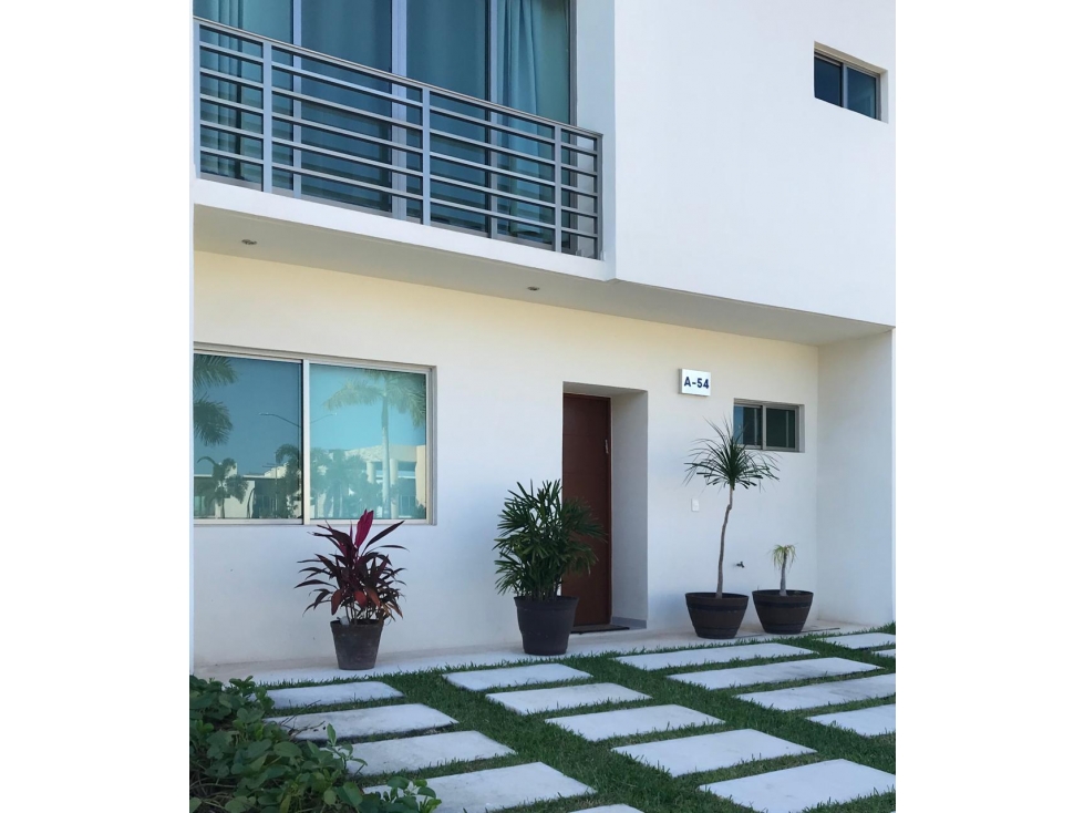 LONG ISLAND CASA AMUEBLADA EN VENTA O RENTA SS