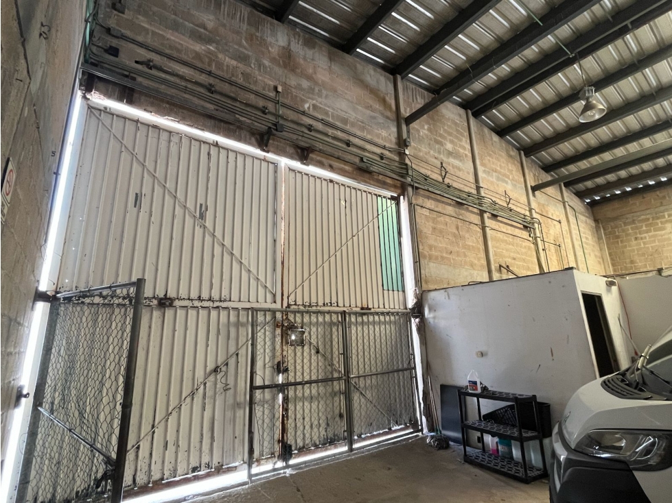 Zona Industrial Bodega en Renta SS - 2