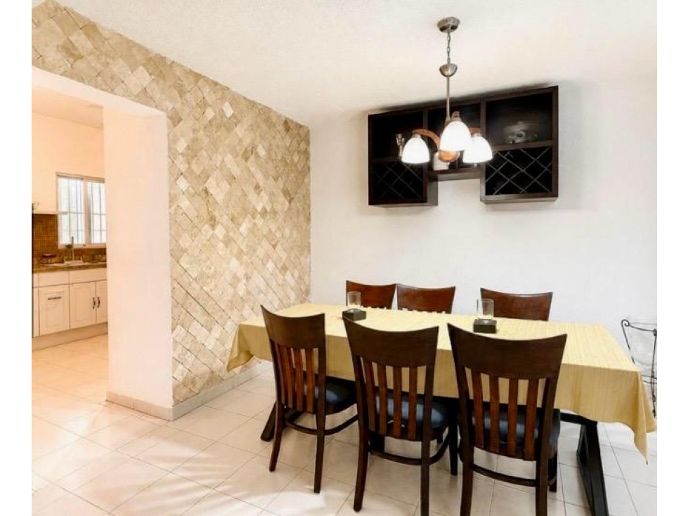 Céntrico Departamento Amueblado en Renta — foto 2