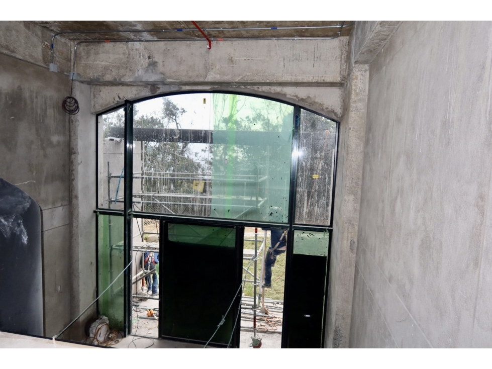 HERMOSO APARTAESTUDIO CON USO COMERCIAL!!