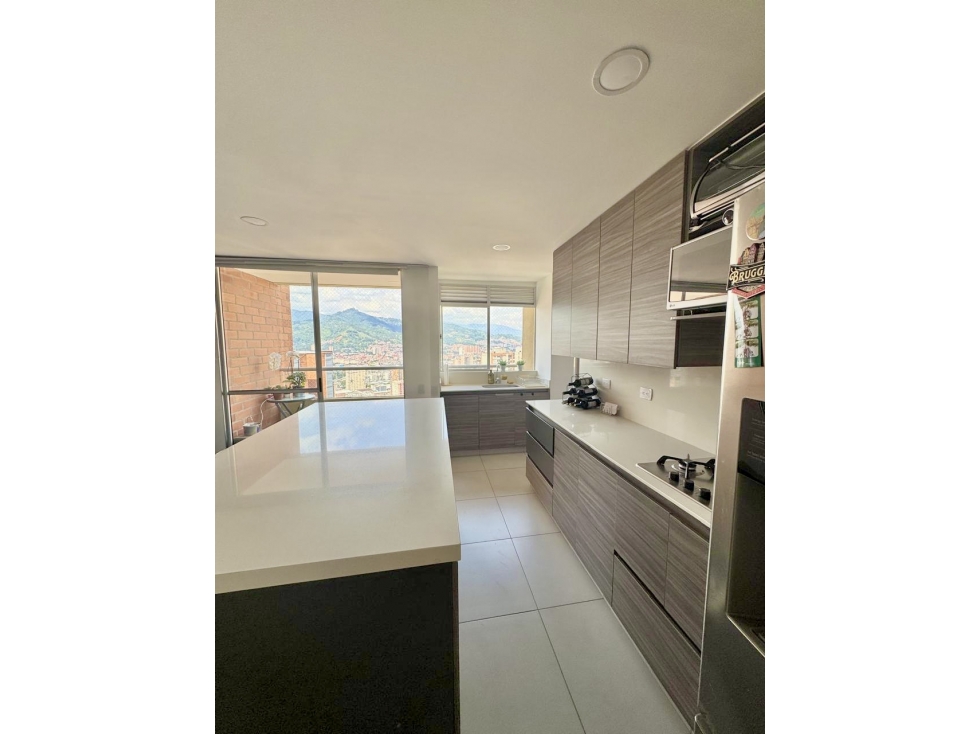 HERMOSO APARTAMENTO EN SABANETA — foto 3