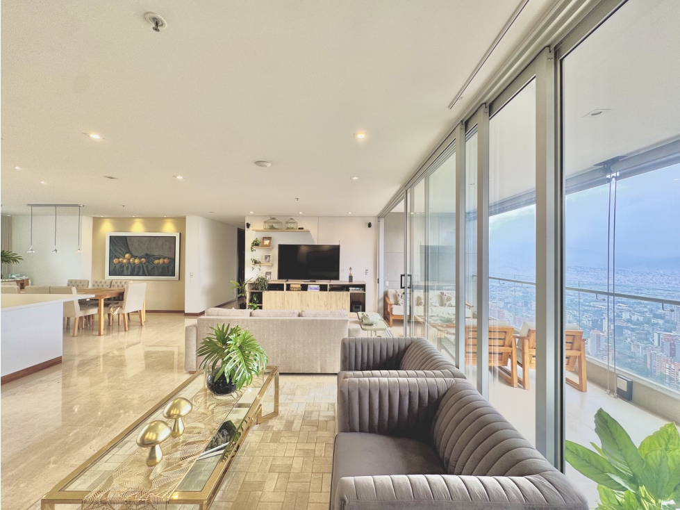 VENTA I EXCLUSVO APARTAMENTO PISO ALTO EN EL TESORO — foto 2