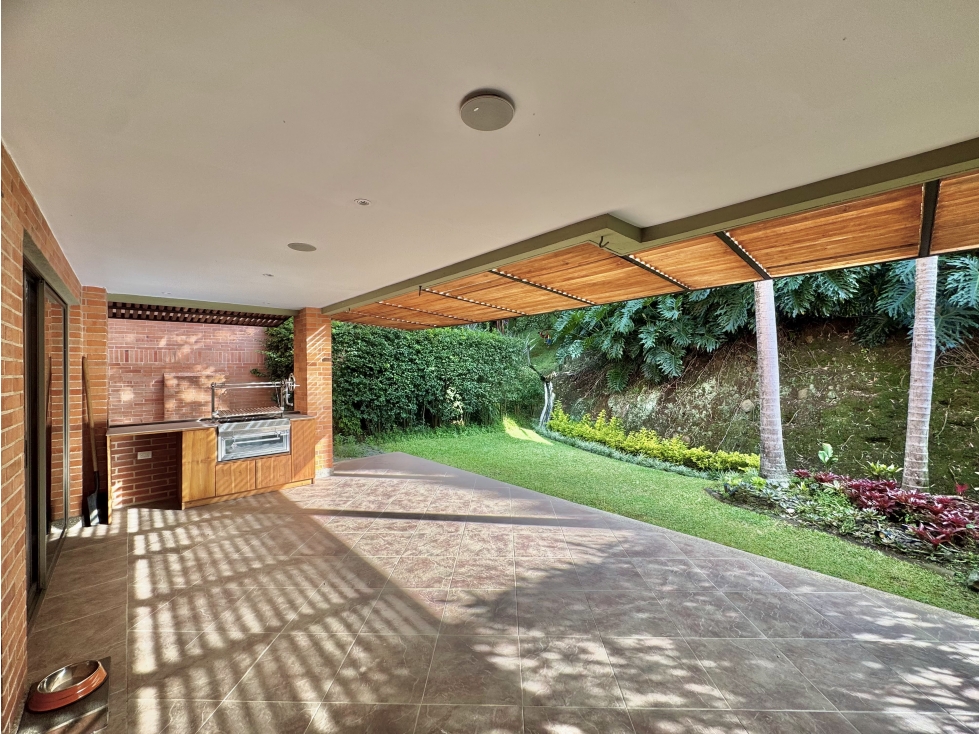 ALQUILER I Espectacular casa con jardín I SAN LUCAS — foto 3