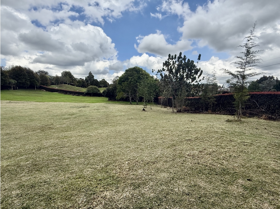 HERMOSO LOTE EN EXCLUSIVA PARCELACION EN EL ALTO DE LAS PALMAS! — foto 4