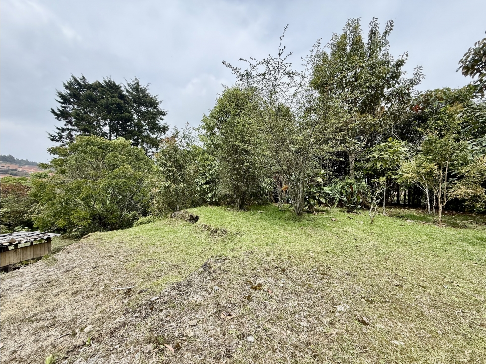 LOTE EN EXCLUSIVA PARCELACION EN EL ALTO DE LAS PALMAS — foto 4
