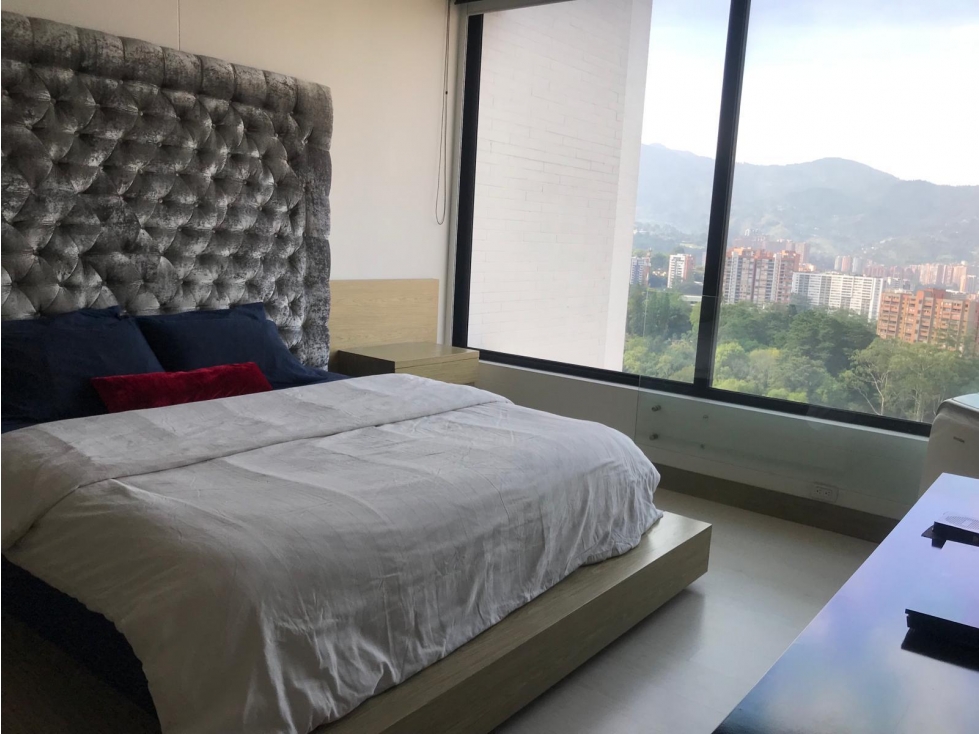 Apto piso alto con vista Poblado San Lucas — foto 5
