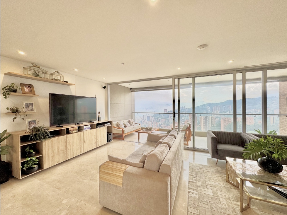 VENTA I EXCLUSVO APARTAMENTO PISO ALTO EN EL TESORO — foto 6