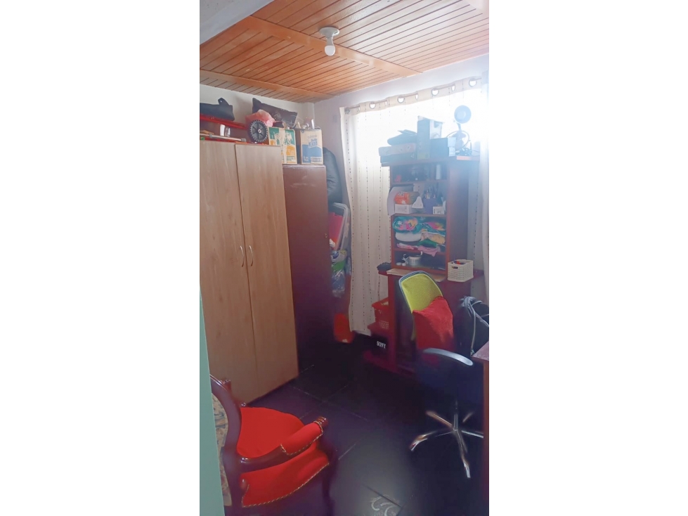SE VENDE CASA UBICADA EN EL BARRIO LOS PUENTES- SECTOR MOLINOS SUR — foto 6