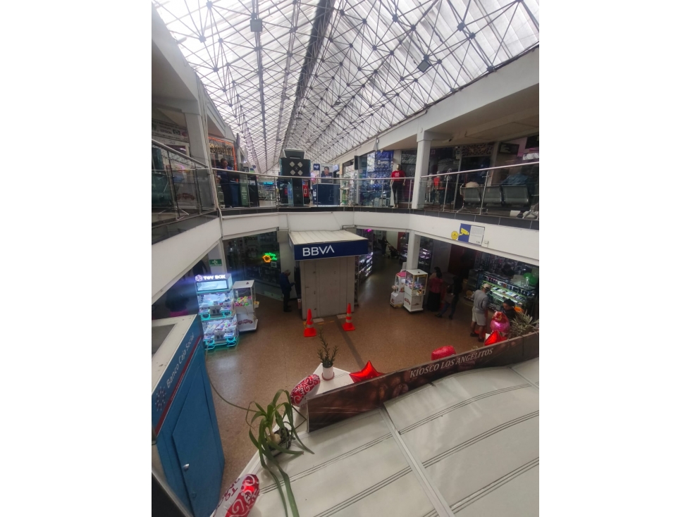 SE VENDE LOCAL COMERCIAL UBICADO EN EL CENTRO COMERCIAL CARACAS — foto 4