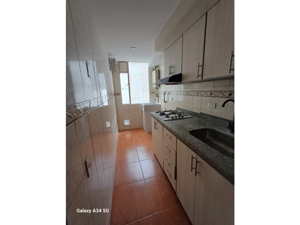 SE VENDE APARTAMENTO PORTAL DE MOLINOS 1 — foto 5