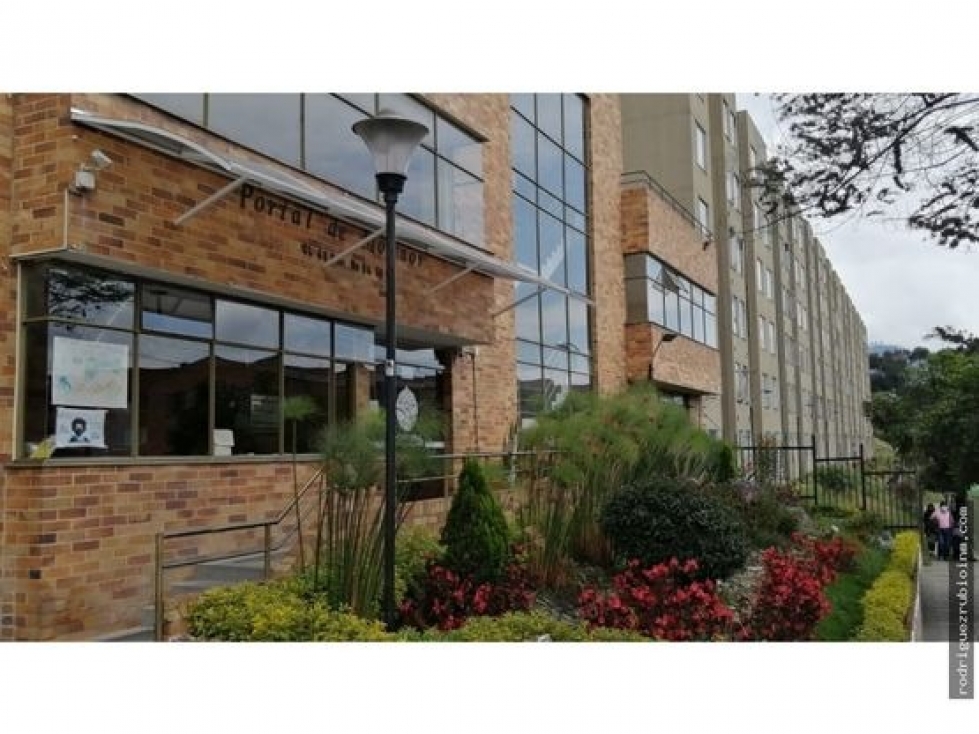 SE VENDE APARTAMENTO PORTAL DE MOLINOS 1