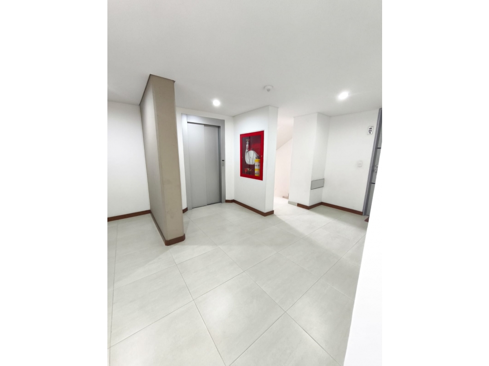 SE VENDE APARTAMENTO UBICADO EN QUINTA RAMOS CONJUNTO VILANOVA III — foto 2