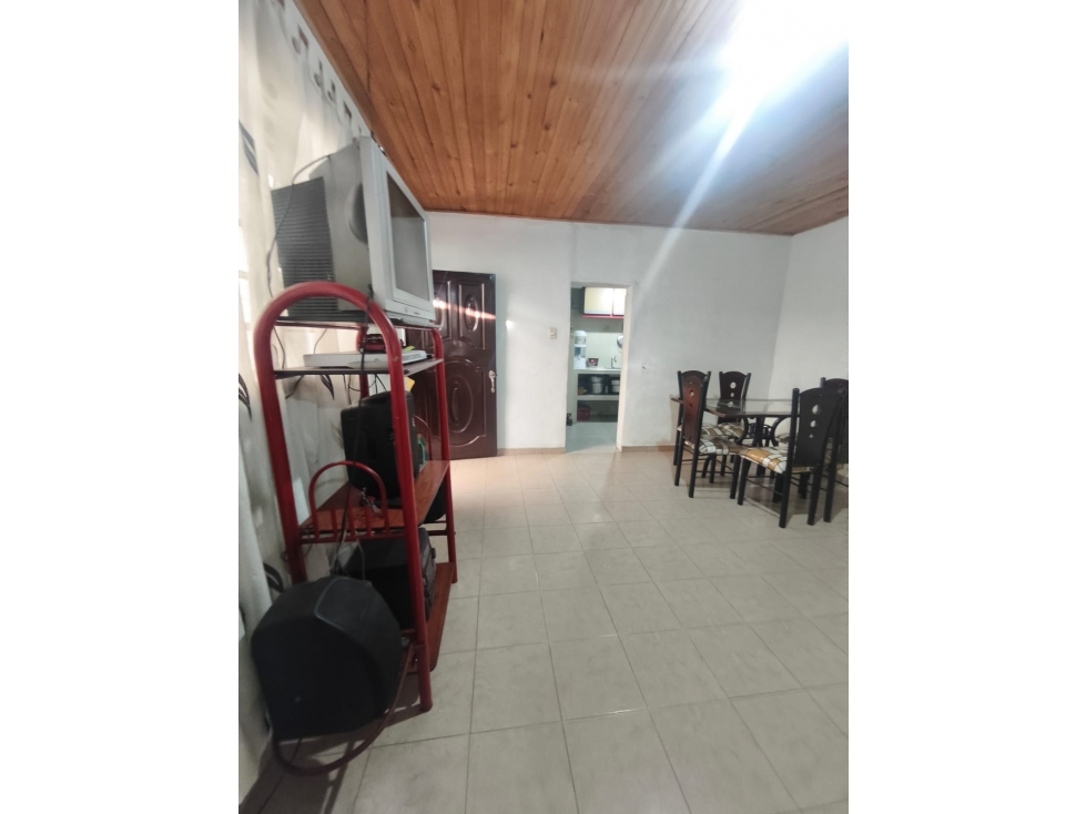 SE VENDE CASA UBICADA EN EL BARRIO TUNJUELITO — foto 4