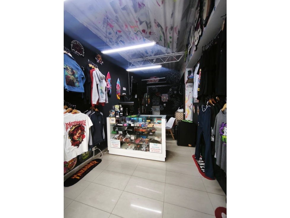 SE VENDE LOCAL COMERCIAL UBICADO EN EL CENTRO COMERCIAL CARACAS — foto 6