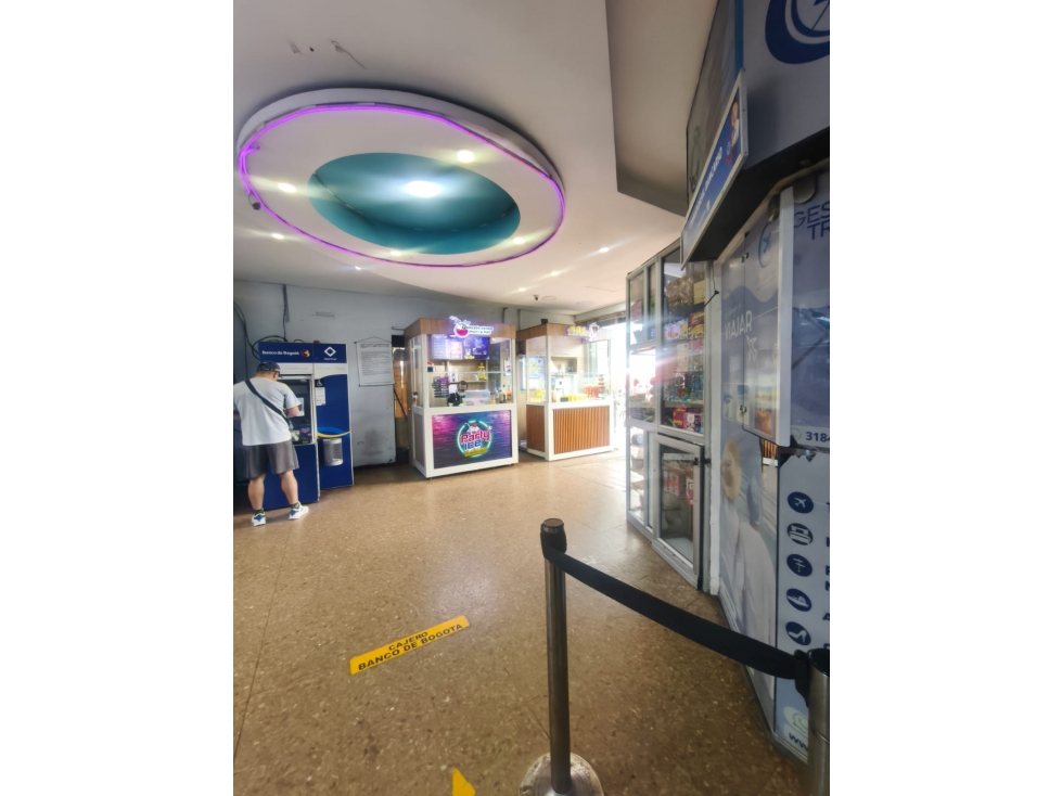 SE VENDE LOCAL COMERCIAL UBICADO EN EL CENTRO COMERCIAL CARACAS — foto 4