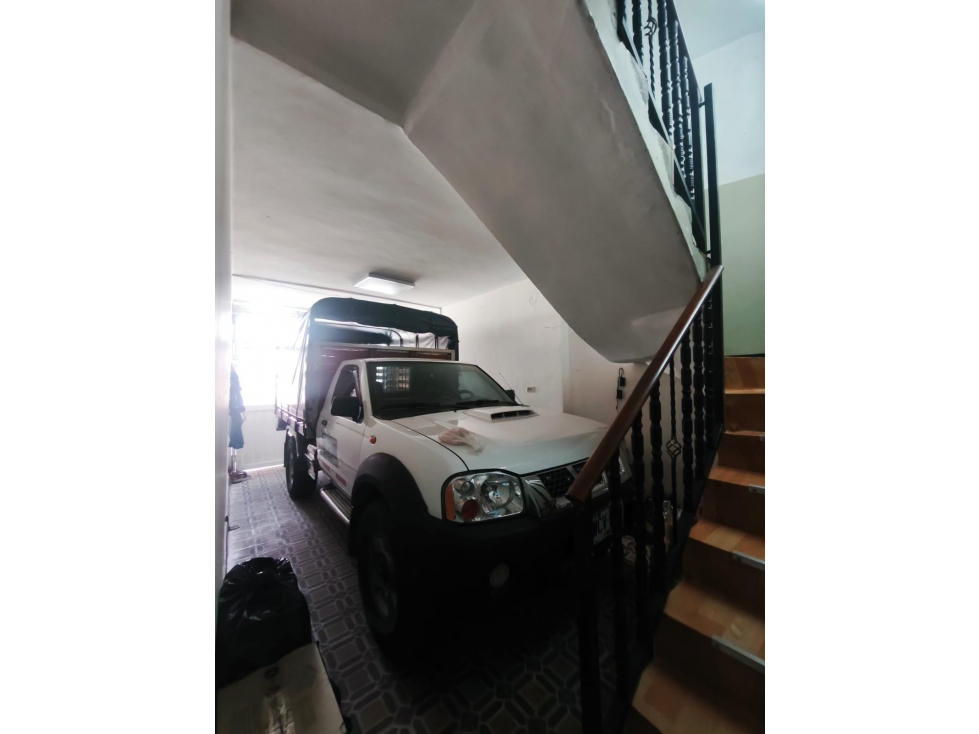 SE VENDE CASA AMPLIA UBICADA EN EL BARRIO MOLINOS I — foto 4