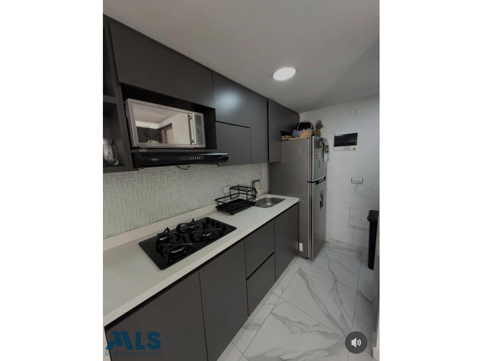 LA CEJA l Apartamento con acabados de lujo