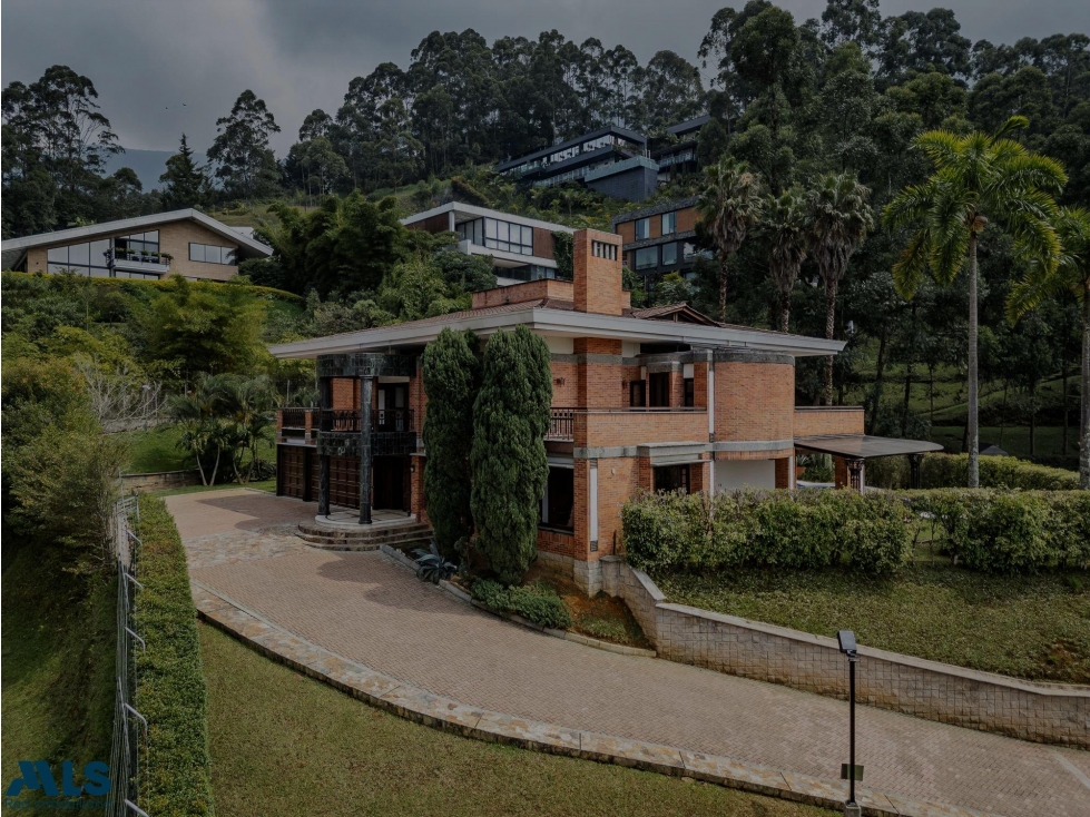EL POBLADO l Casa en venta en la Calera