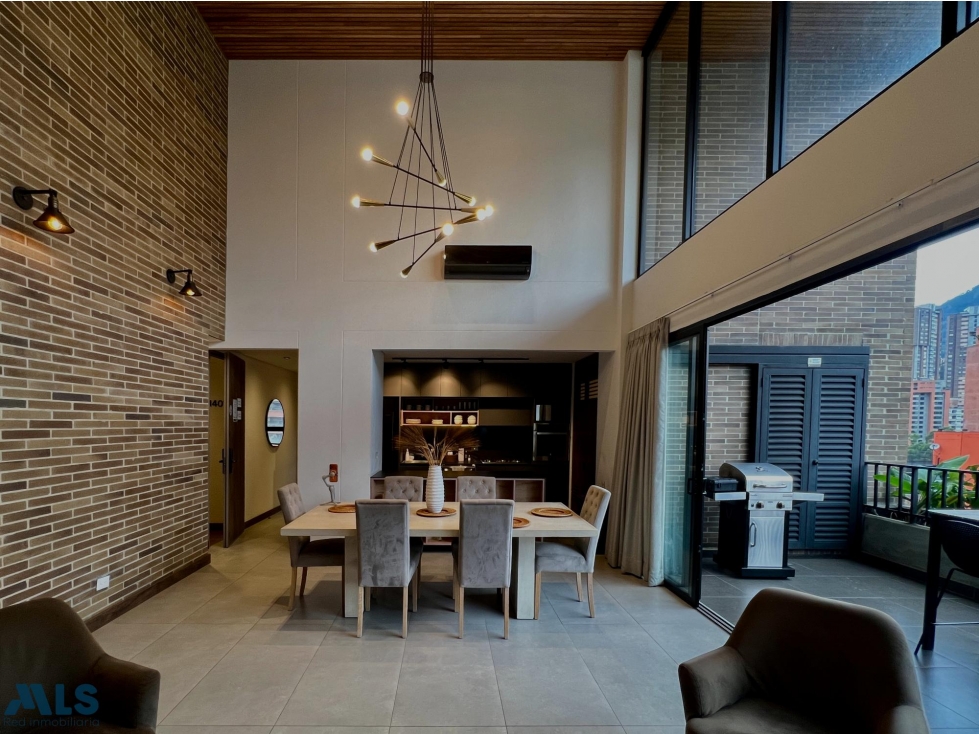 EL POBLADO l Estilo Penthouse de doble altura, Jacuzzi privado