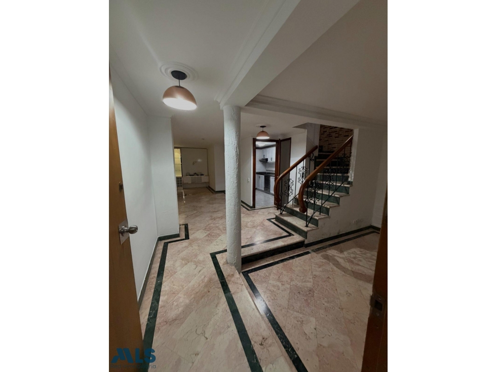 BELÉN l Venta de hermosa casa en urbanización cerca al aeropuerto