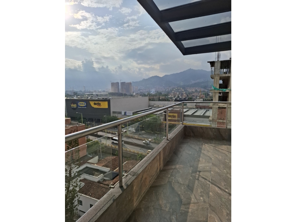 Exclusivo Penthouse frente al cc Viva Envigado — foto 2