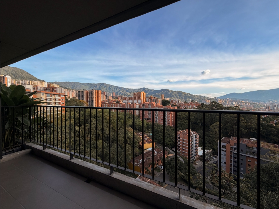 VENTA | Apartamento 78m² en Loma del Esmeraldal con balcón — foto 2