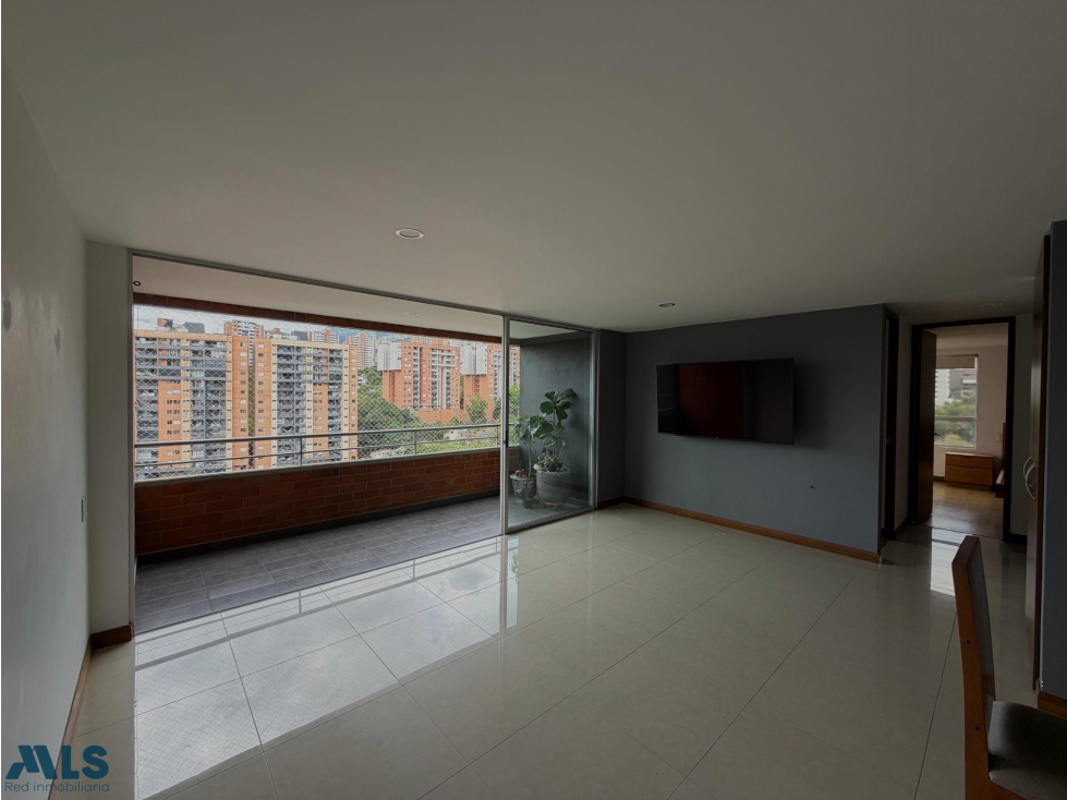 ENVIGADO | Apartamento amplio con excelente ubicación — foto 2