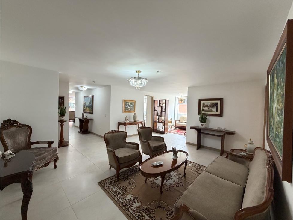 ENVIGADO | Apartamento en venta de 162 m² con balcón — foto 2
