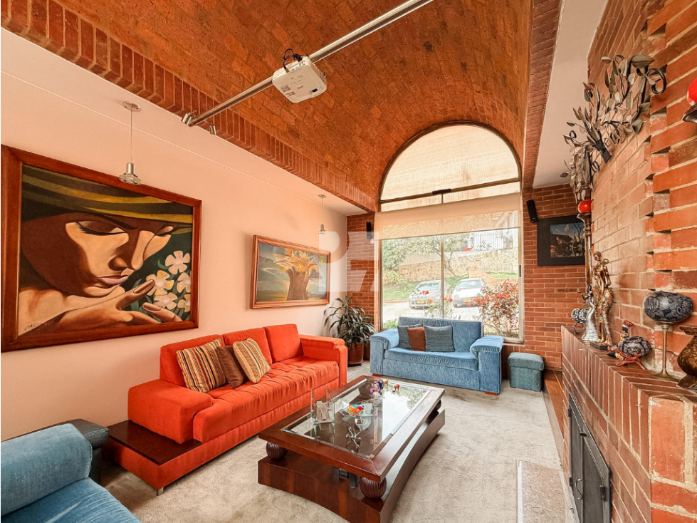 VENTA | Casa de 310 mts de 4 hab en Sotileza, Bogotá — foto 2