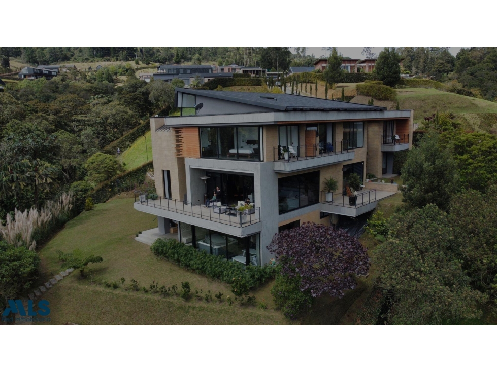 ALTO DE PALMAS l Casa cerca a Medellín en condominio — foto 3