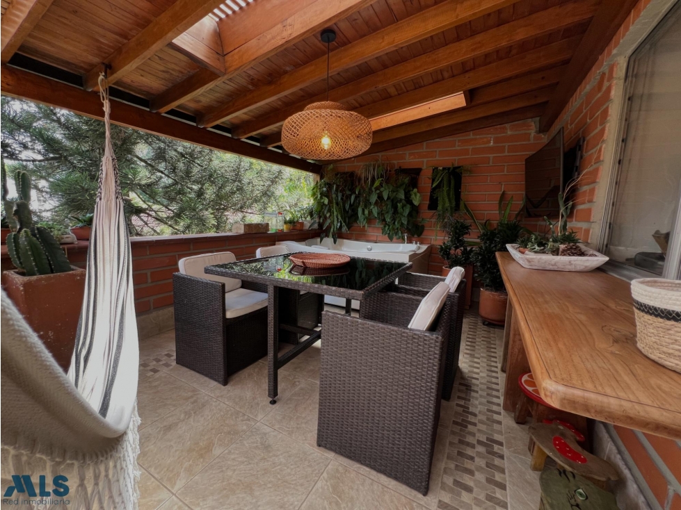 EL POBLADO l Apartamento en venta con terraza de 24 m² y Jacuzzi — foto 3