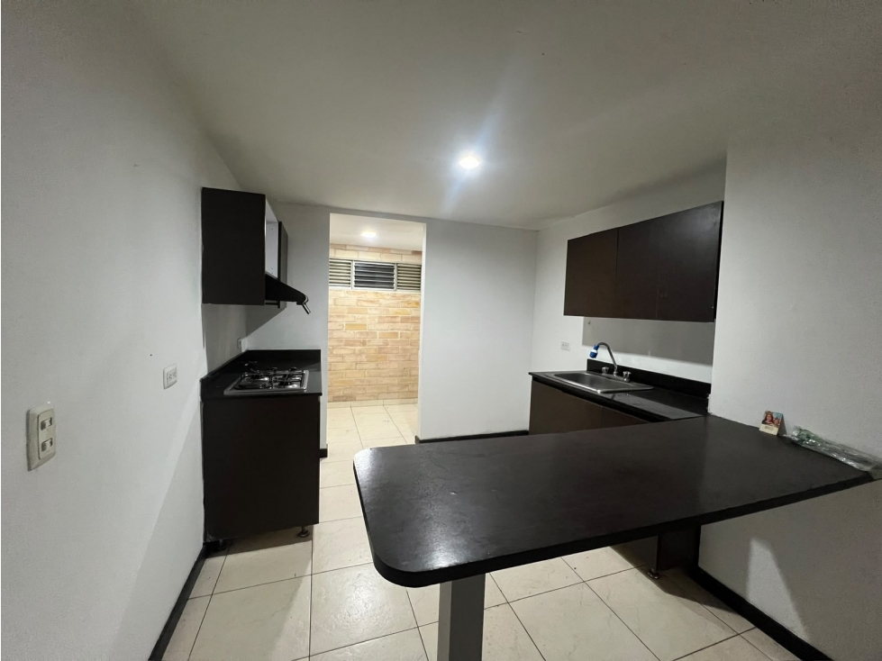 SABANETA I Apartamento a sólo dos cuadras del parque — foto 3
