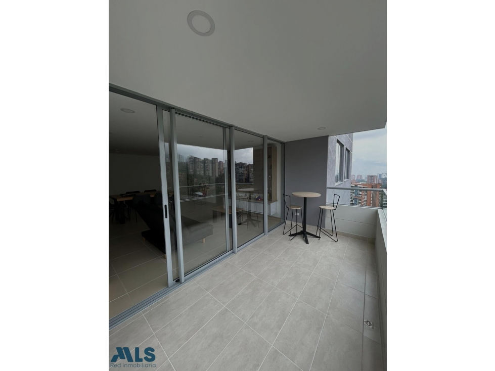 ENVIGADO | Apartamento seminuevo con excelente vista y sin poniente - 4
