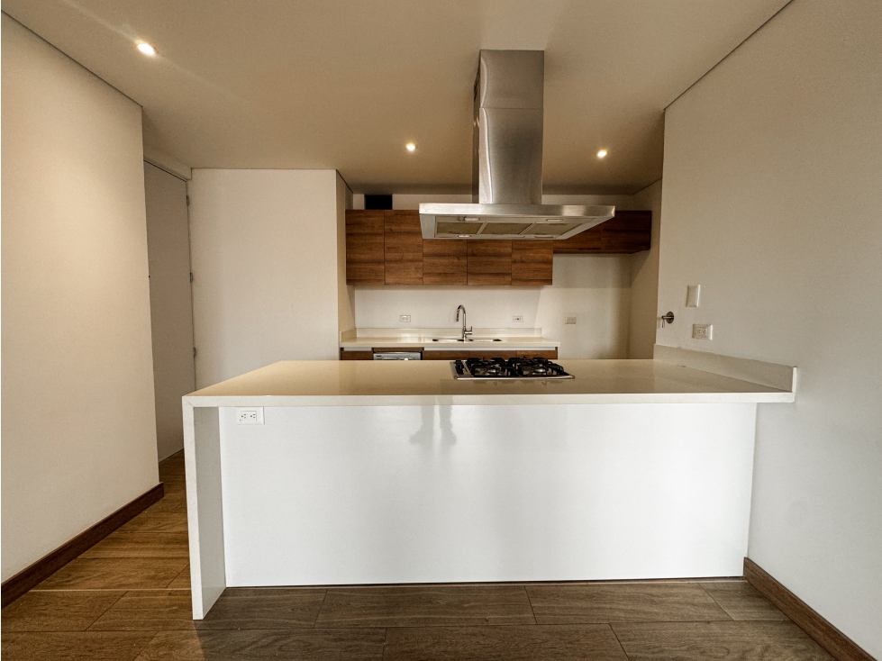 VENTA | Apartamento 88 m2 en Ciudad del Rio, Poblado — foto 4