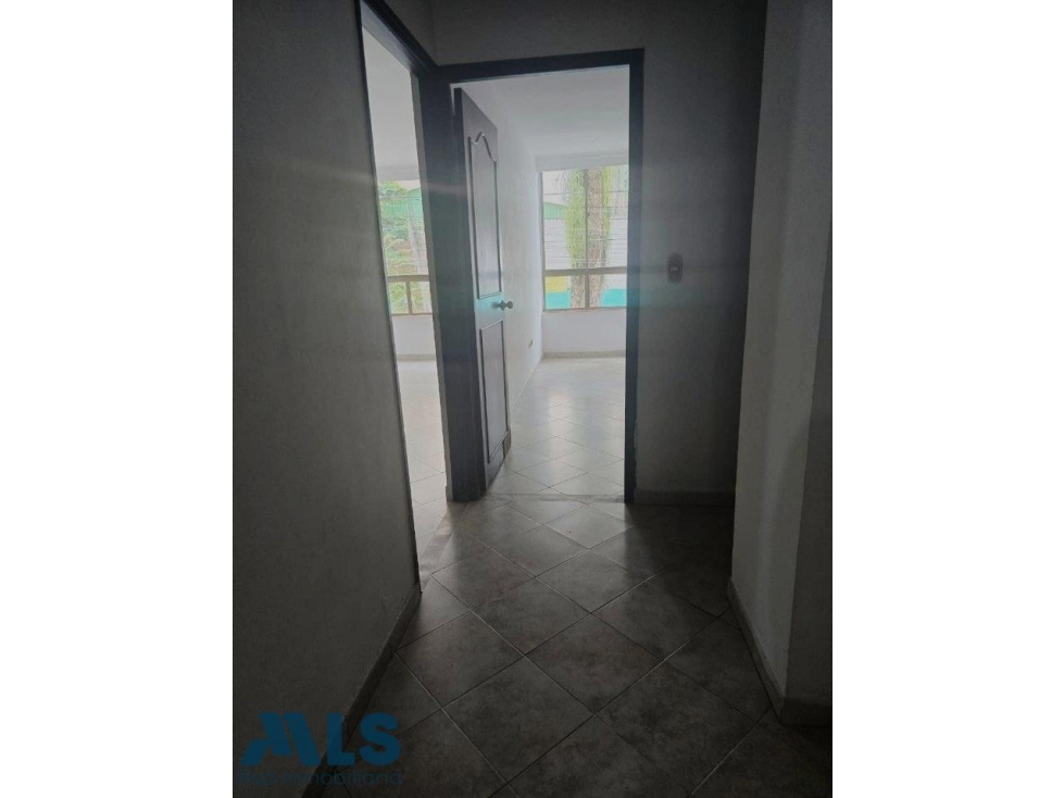 SABANETA l Venta de apartamento zona centro — foto 6