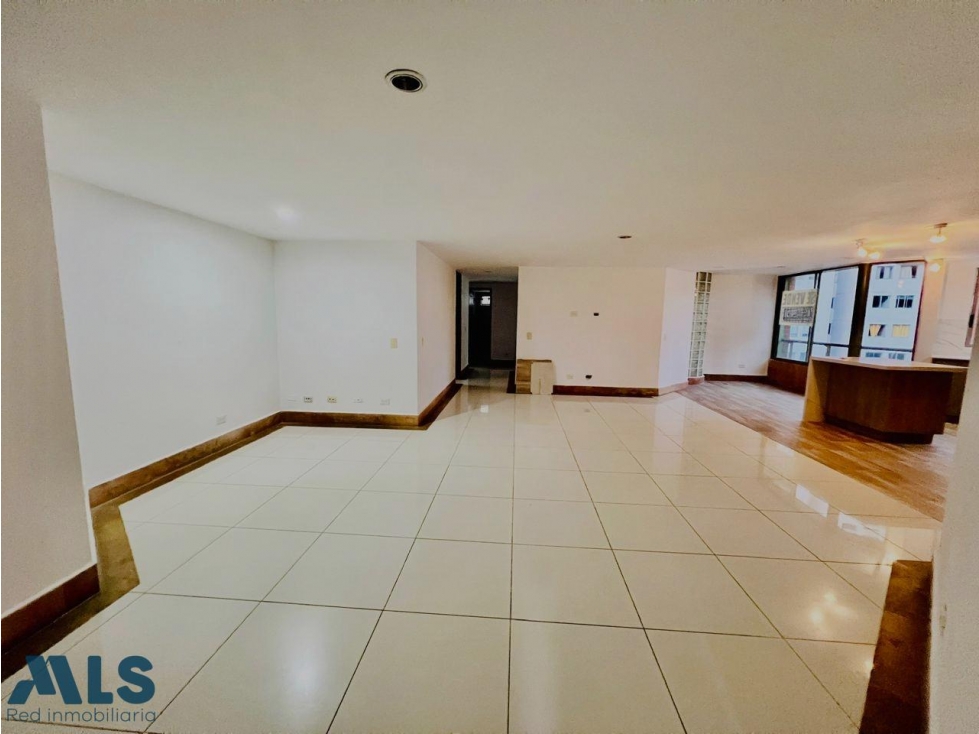 SABANETA l Venta de inmueble amplio y cómodo — foto 6