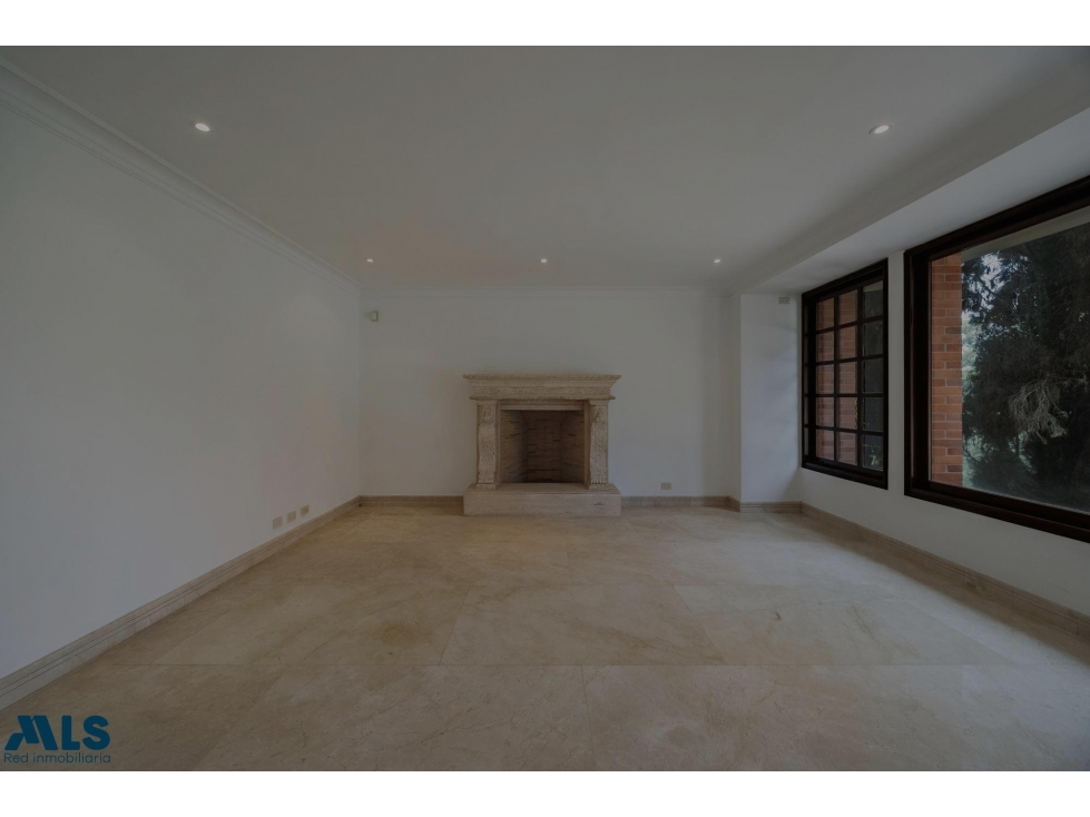 EL POBLADO l Casa en venta en la Calera — foto 6