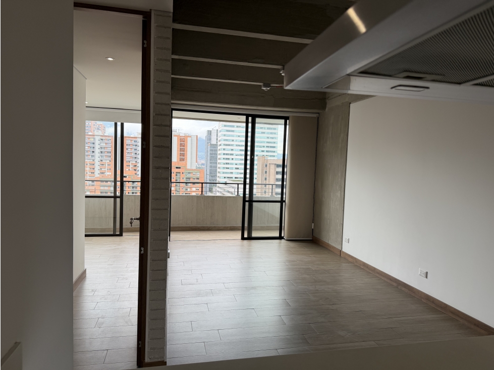 [BV] EN VENTA APARTAMENTO MODERNO EN CIUDAD DEL RÍO, MEDELLÍN — foto 2