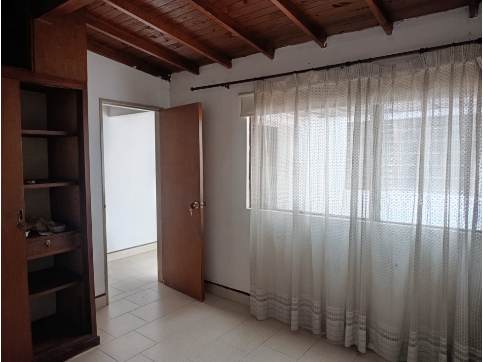 [YV] Casa unifamiliar en venta, sector Calasanz, Medellín — foto 4