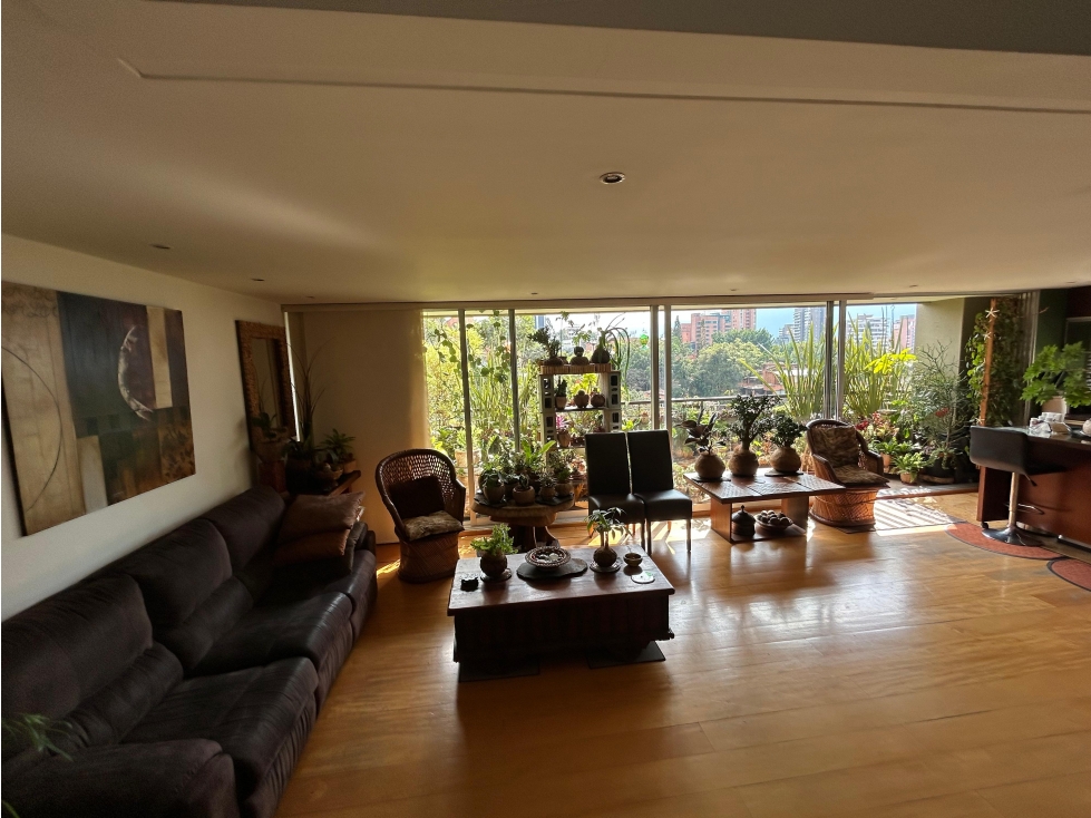 [BV] Apartamento dúplex sector el Tesoro, El Poblado, Medellín — foto 4
