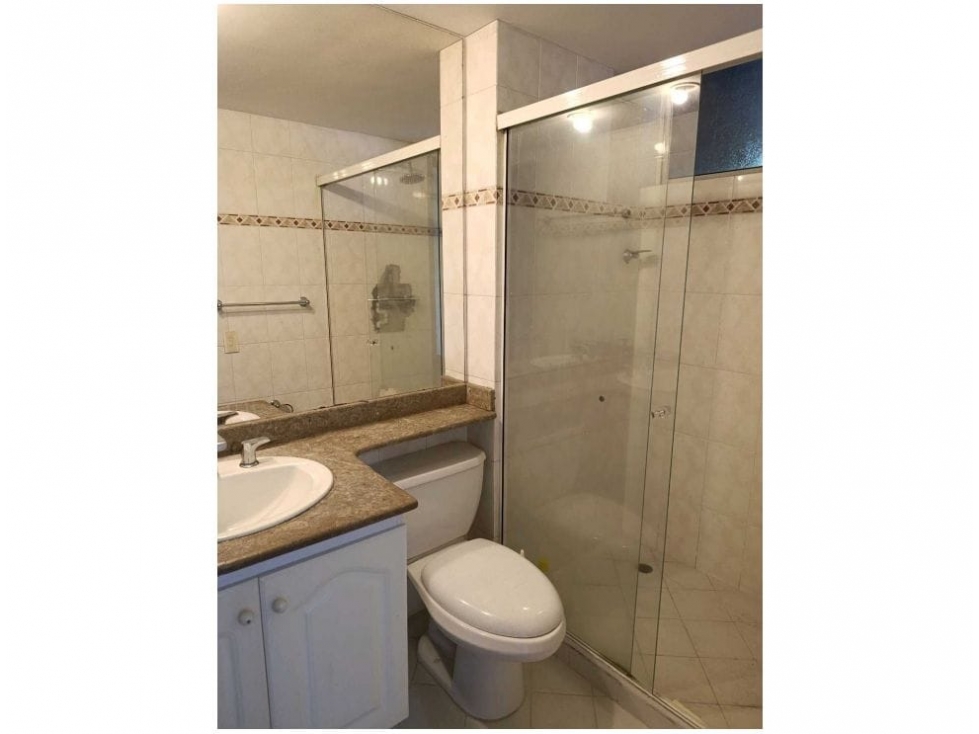 [YV] APARTAMENTO PARA REMODELAR SECTOR PATIO BONITO, EL POBLADO — foto 3