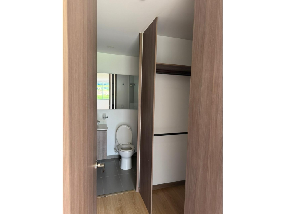 [BV] EN VENTA MODERNO APARTAMENTO LOMA DEL ESCOBERO, ENVIGADO — foto 4