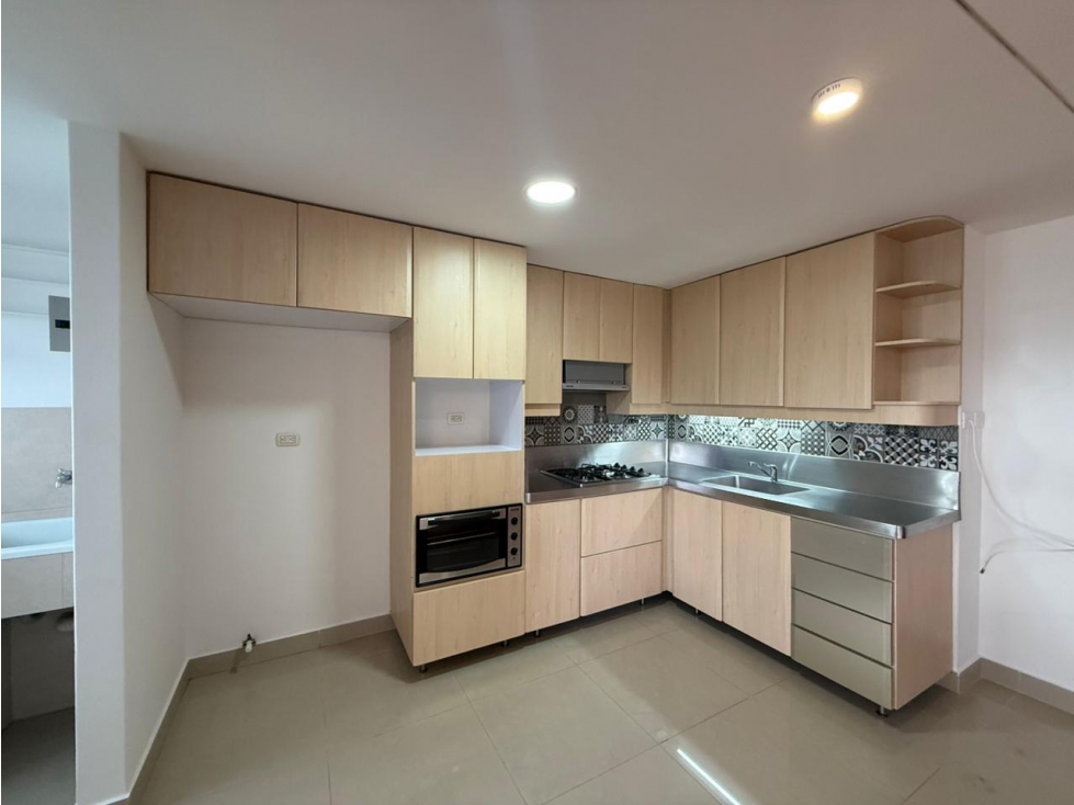 [BV] Apartamento en venta en La Calera, El Poblado por la Superior — foto 3
