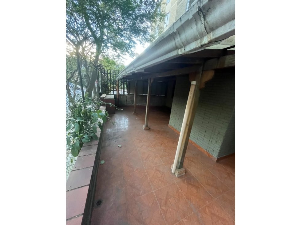 EN VENTA APARTAMENTO PARA REMODELAR SECTOR MILÁN ENVIGADO — foto 2