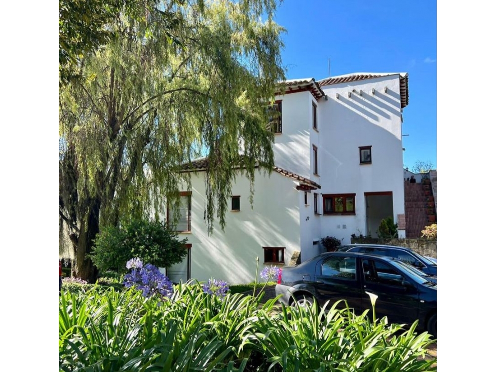 Vendo/arriendo apartamento en Lindaraja