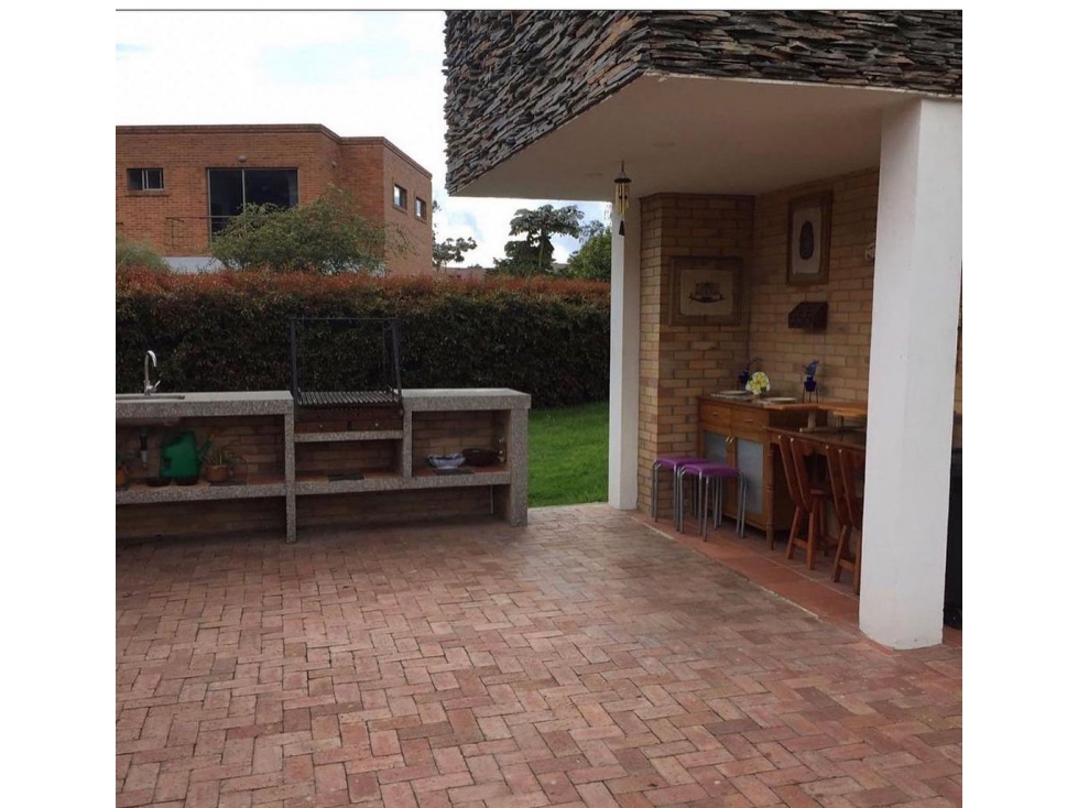 Vendo/arriendo casa en San Simon — foto 2