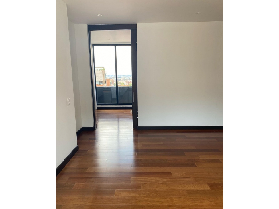 Vendo o arriendo apartamento en Chicó Alto — foto 2